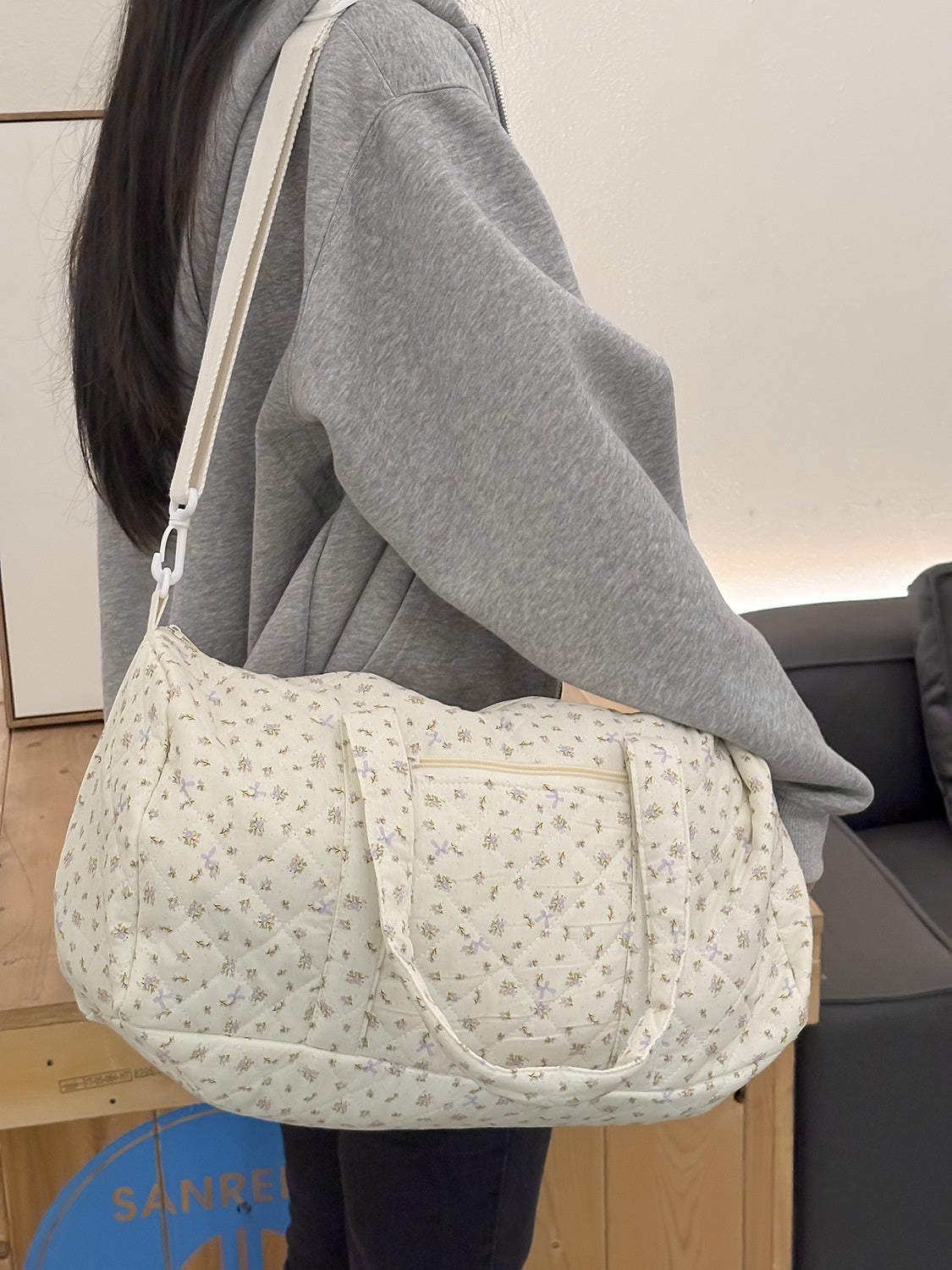 Carry-On, Korean-styled Travel Bag!