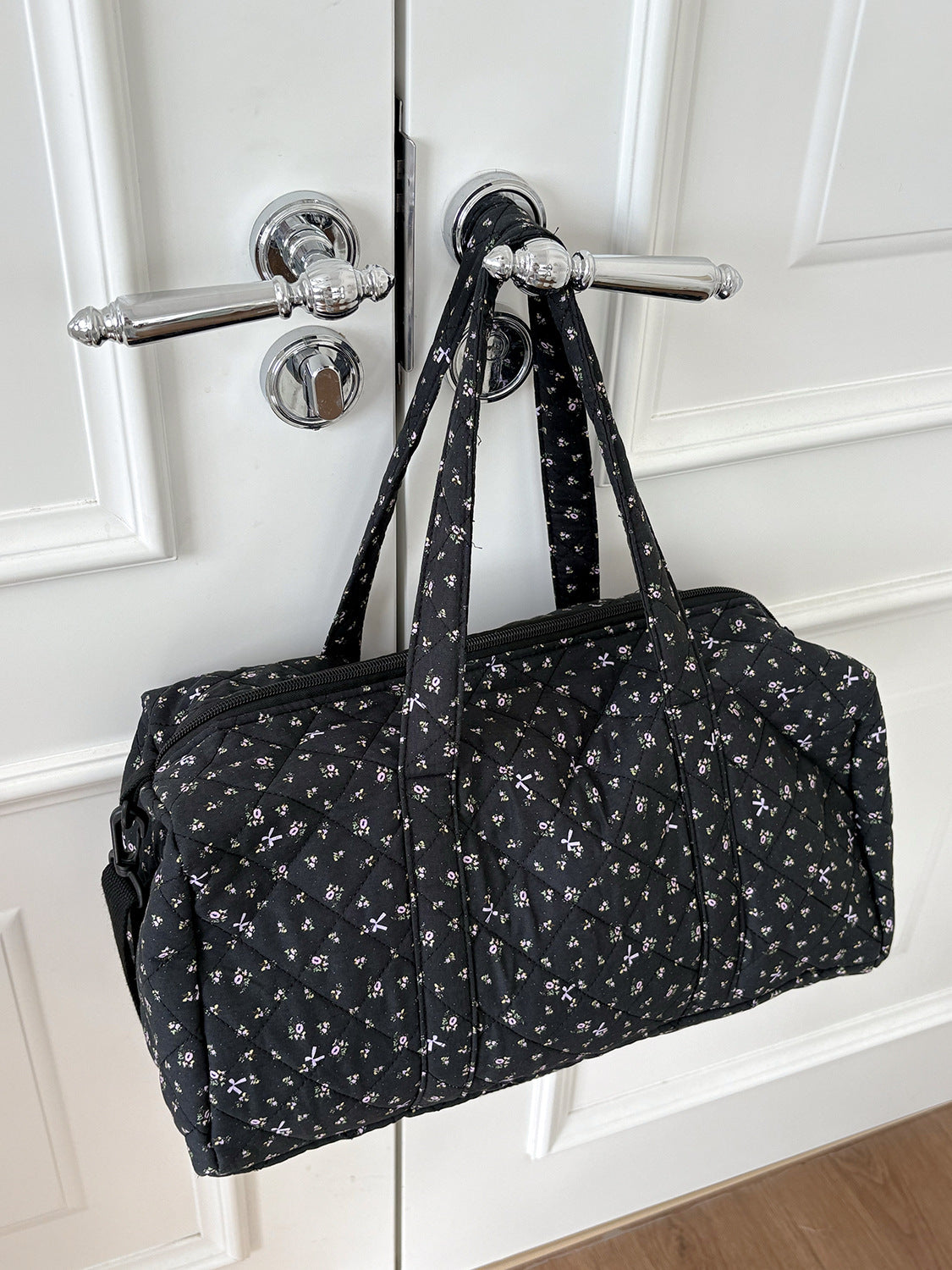 Carry-On, Korean-styled Travel Bag!